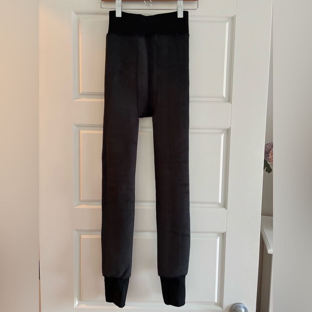 NWOT Black Reversible Leggings (Terry side/Jersey side) | O/S